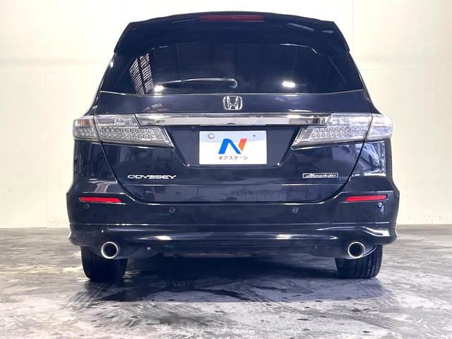 オデッセイ アブソルート　ＨＤＤナビ　バックカメラ　禁煙車　ハーフレザーシート　コーナーセンサー　スマートキー　ＥＴＣ　ＨＩＤヘッド　クルコン　１９インチアルミ　オートライト　オートエアコン　ＣＤ　ＤＶＤ再生　地デジ（17枚目）
