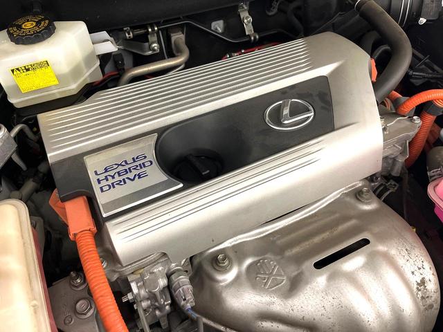 ＮＸ ＮＸ３００ｈ　バージョンＬ　サンルーフ　バックカメラ　衝突被害軽減システム　レーダークルーズ　禁煙車　電動リアゲート　レザーシート　前席シートエアコン　コーナーセンサー　スマートキー　ＬＥＤヘッド　ビルトインＥＴＣ（20枚目）