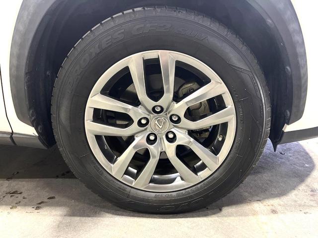 ＮＸ ＮＸ３００ｈ　バージョンＬ　サンルーフ　バックカメラ　衝突被害軽減システム　レーダークルーズ　禁煙車　電動リアゲート　レザーシート　前席シートエアコン　コーナーセンサー　スマートキー　ＬＥＤヘッド　ビルトインＥＴＣ（26枚目）