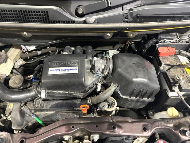 N-BOX G SSパッケージ 両側電動ドア バックカメラ 衝突被害軽減システム 禁煙車 スマートキー HIDヘッド ナビ連動ETC オートライト オートエアコン Bluetooth CD DVD再生 フルセグ(20枚目)