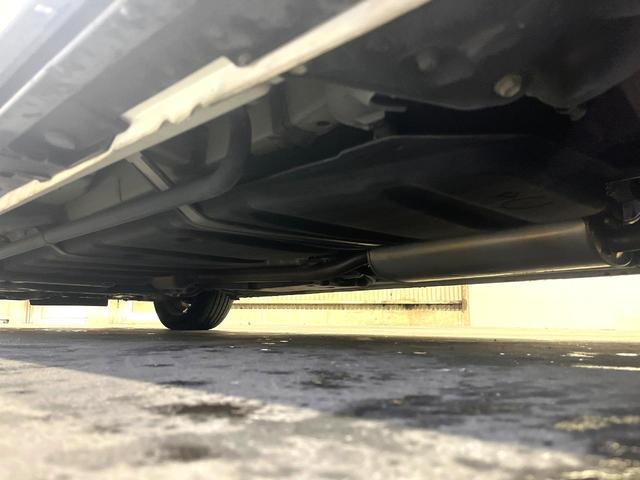 ヴォクシー ＺＳ　煌ＩＩ　両側電動ドア　後席モニター　バックカメラ　衝突被害軽減システム　禁煙車　ドラレコ　コーナーセンサー　ＬＥＤヘッド　ビルトインＥＴＣ　クルコン　純正１６インチアルミ　オートハイビーム　オートライト（24枚目）