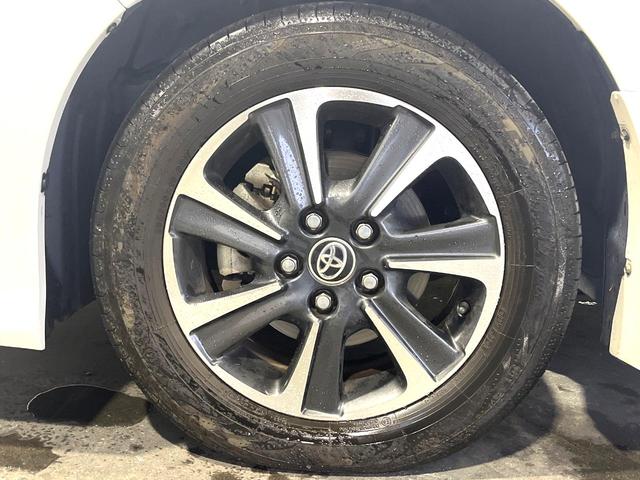 ヴォクシー ＺＳ　煌ＩＩ　両側電動ドア　後席モニター　バックカメラ　衝突被害軽減システム　禁煙車　ドラレコ　コーナーセンサー　ＬＥＤヘッド　ビルトインＥＴＣ　クルコン　純正１６インチアルミ　オートハイビーム　オートライト（26枚目）