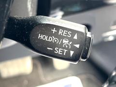 �ڥ졼�������롼������ȥ�����۹�®ƻϩ�Ǥ�Ĺ��Υ���Ԥ��ڤˡ�����ư��®�٤��ݤĥ��롼������ȥ����뤬�����ͷڸ������ƥ��Ϣ�Ȥ��������μ�ξ���Τ��Ƽִ֤��ݤĤ褦��®��Ĵ�ᤷ�Ƥ���ޤ����� 6