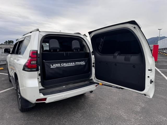 ランドクルーザープラド ＴＸ　Ｌパッケージ　メーカーＯＰナビ地デジ全方位カメラＥＴＣ２．０トヨタセーフティセンスレーダークルーズＣ黒レザーパワーシート　シートＡＣサンルーフクリアランスソナースマートキーＰスタート（21枚目）