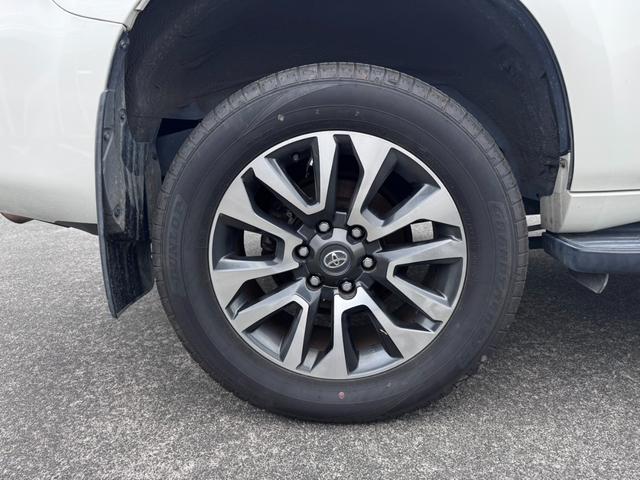 ランドクルーザープラド ＴＸ　Ｌパッケージ　メーカーＯＰナビ地デジ全方位カメラＥＴＣ２．０トヨタセーフティセンスレーダークルーズＣ黒レザーパワーシート　シートＡＣサンルーフクリアランスソナースマートキーＰスタート（24枚目）