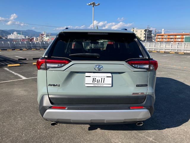 RAV4 アドベンチャー 純正ディスプレイオーディオナビ地デジバックカメラパノラミックビューMハーフレザーシートシートACPシートトヨタセーフティセンスACCステアリングヒーターLEDライトDACスマートキーPスタートBSM(8枚目)