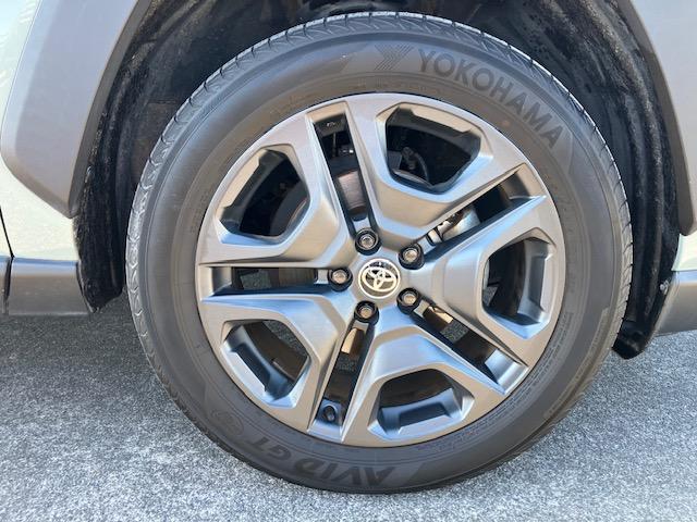 RAV4 アドベンチャー 純正ディスプレイオーディオナビ地デジバックカメラパノラミックビューMハーフレザーシートシートACPシートトヨタセーフティセンスACCステアリングヒーターLEDライトDACスマートキーPスタートBSM(25枚目)