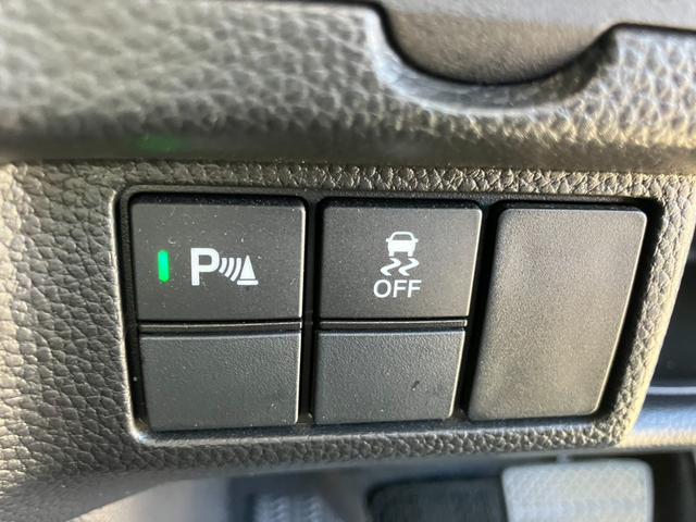 N-BOXカスタム Lターボ 純正ナビ 地デジ バックカメラ 両側パワスラ パドルシフト レーダークルーズコントロール 黒ハーフレザーシート シートヒーター Pセンサー ホンダセンシング 純正15アルミ スマートキー Pスタート(19枚目)