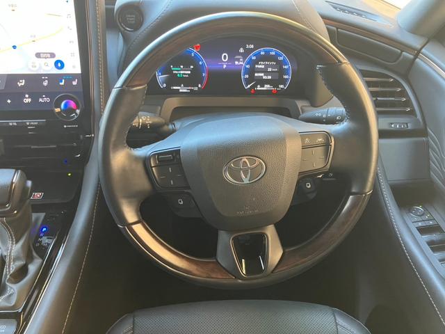 アルファード Ｚ　純正ナビ　地デジ　アラウンドビューモニター　ヘッドアップディスプレイ　黒ハーフレザーパワーシート　シートＡＣ　ステアリングヒーター　デジタルインナーミラー　ユニバーサルステップ　両側パワースライドドア（15枚目）