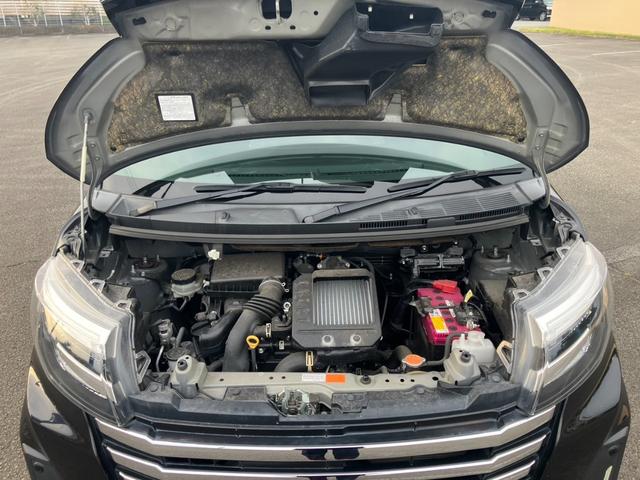 ルーミー カスタムＧ－Ｔ　純正９インチナビ　地デジ　アラウンドビューモニター　両側パワースライドドア　パーキングセンサー　アイドリングストップ　レーダークルーズコントロール　社外１７インチＡＷ　ＲＯＷＥＮフルエアロ　マフラー（20枚目）