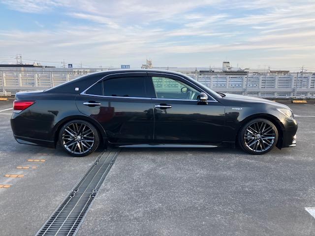 クラウンハイブリッド アスリートＳ　純正ナビ地デジバックカメラスマートキープッシュスタートＥＴＣＬＥＤヘッドライトパワーシートローダウンクルーズコントロール（6枚目）