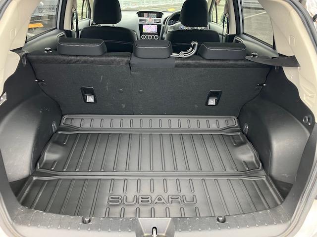 XV 2.0i-L アイサイト 社外ナビ地デジBカメラスマートキーPスタートHIDヘッドライトETCパドルシフトクルーズコントロールアイドリングストップアイサイトパワーシート(24枚目)