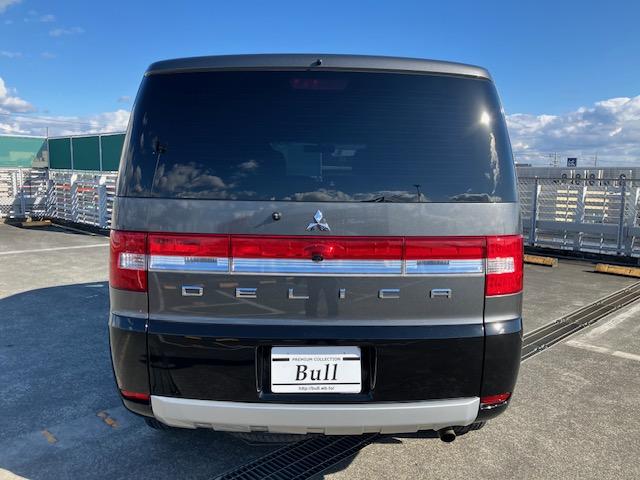 デリカＤ：５ Ｄ　パワーパッケージ　社外ナビ地デジバックカメラ後席フリップダウンモニタースマーｔロキーパドルシフトクルーズコントロール両側パワースライドドア社外ＡＷＥＴＣ（8枚目）