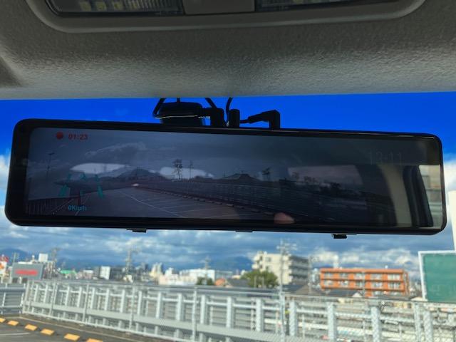 デリカＤ：５ Ｄ　パワーパッケージ　社外ナビ地デジバックカメラ後席フリップダウンモニタースマーｔロキーパドルシフトクルーズコントロール両側パワースライドドア社外ＡＷＥＴＣ（21枚目）