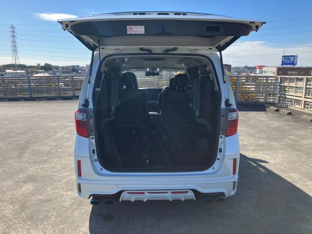 アルファード 240S タイプゴールドII アルパインナビ 地デジ バックカメラ 両側パワスラ 黒ハーフレザー パワーバックドア 社外フルエアロ 社外マフラー 社外20インチAW パーキングセンサー トヨタセーフティセンス ETC(29枚目)