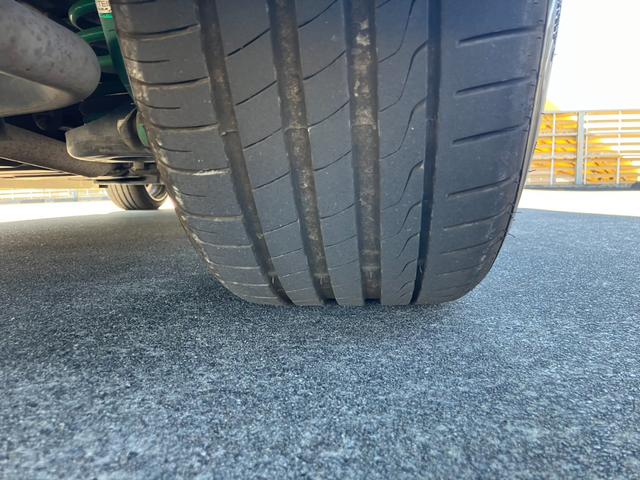 アルファード 240S タイプゴールドII アルパインナビ 地デジ バックカメラ 両側パワスラ 黒ハーフレザー パワーバックドア 社外フルエアロ 社外マフラー 社外20インチAW パーキングセンサー トヨタセーフティセンス ETC(35枚目)