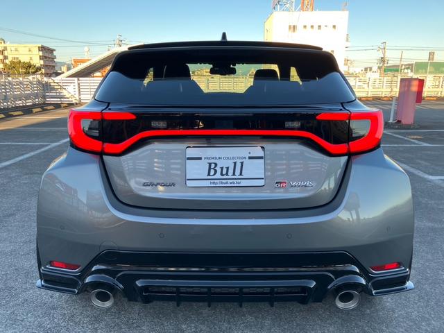 ＧＲヤリス ＲＺ　ハイパフォーマンス　純正ナビ地デジバックカメラＪＢＬサウンドスマートキープッシュスタートＧＲハーフレザーシートＨステアリングＨトヨタセーフティセンスＡＣＣＬＥＤヘッドライトＥＴＣＧＲエアロ（8枚目）