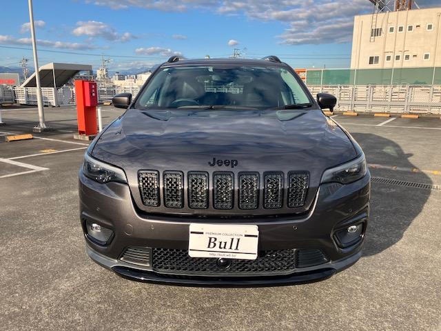 ジープ・チェロキー ナイトイーグル 純正ナビ地デジBカメラスマートキープッシュスタート黒革シートシートHブレーキアシストレーンアシストAストップBSMルーフレールLEDヘッドライトETCドライブレコーダー(3枚目)