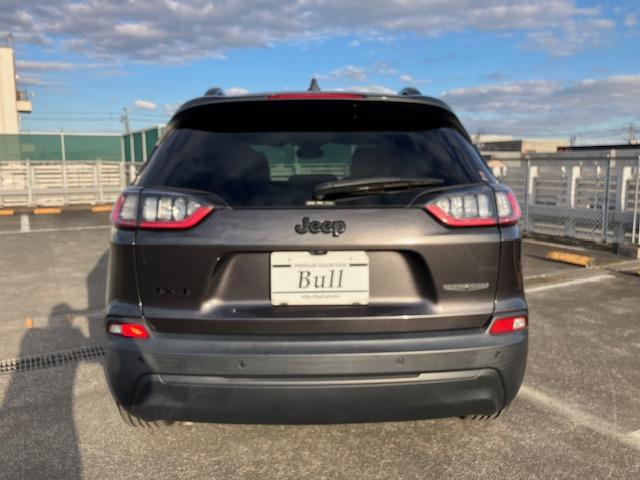 ジープ・チェロキー ナイトイーグル 純正ナビ地デジBカメラスマートキープッシュスタート黒革シートシートHブレーキアシストレーンアシストAストップBSMルーフレールLEDヘッドライトETCドライブレコーダー(8枚目)