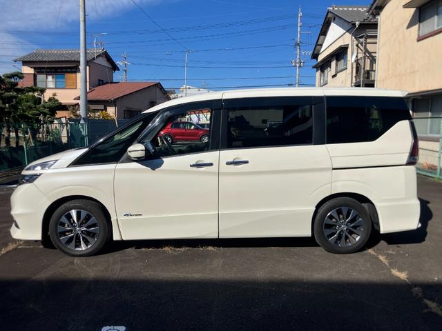 セレナ ハイウェイスター スマートキーパノラミックビューモニター両側パワースライドドアプロパイロットデジタルインナーミラー(5枚目)