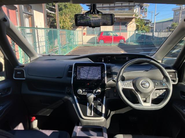 セレナ ハイウェイスター スマートキーパノラミックビューモニター両側パワースライドドアプロパイロットデジタルインナーミラー(9枚目)