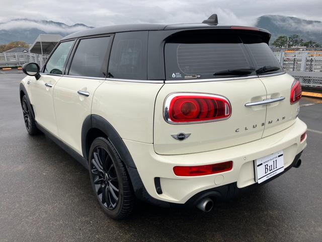 ＭＩＮＩ クーパーＳＤ　クラブマン　純正ナビバックカメラスマートキープッシュスタートインテリジェントセーフティＥＴＣドラレコＬＥＤヘッドライトクルーズコントロール革調シートカバー（9枚目）