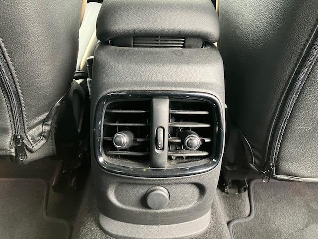 ＭＩＮＩ クーパーＳＤ　クラブマン　純正ナビバックカメラスマートキープッシュスタートインテリジェントセーフティＥＴＣドラレコＬＥＤヘッドライトクルーズコントロール革調シートカバー（21枚目）