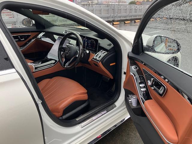 Ｓクラス Ｓ４００ｄ　４マチック　ＡＭＧライン　純正ナビ地デジＢカメラ３６０カメラブラウンレザーシートＰシートシートＨシートＡＣサンルーフＬＥＤライトメルセデスセーフティＡＣＣステアリングＨＢＳＭパワートランクパドルシフトＨＵＤ（10枚目）