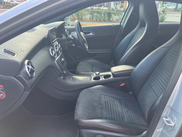 Ａクラス Ａ１８０　スポーツ　純正ナビ　地デジ　バックカメラ　クロハーフレザー　パーキングセンサー　アイドリングストップ　パドルシフト　純正１８インチＡＷ（11枚目）