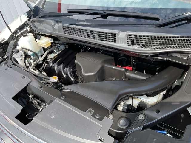 セレナ ２．０　ハイウェイスター　Ｓエディション　衝突被害軽減ブレーキ　キーレスエントリー　スマートキー＆プッシュスタート　オートクルーズ　パワーウィンドウ　ドライブレコーダー　オートエアコン　バックビューモニター　ＡＢＳ　アルミホイール　ナビ＆ＴＶ（37枚目）
