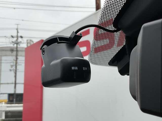 キックス Ｘ　ツートーンインテリアエディション　エマージェンシーＢ　アラウンドモニター　ＬＥＤ　ワンオーナ　エアコン　ドラレコ　スマートキー　記録簿　ＥＴＣ　メモリーナビ　サイドエアバック　ＡＷ　キーレス　ワンセグＴＶ　ナビＴＶ　ＡＢＳ（13枚目）