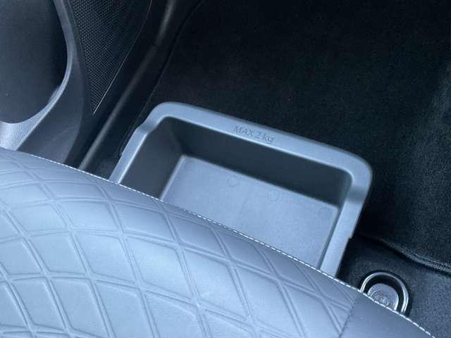 デイズ 660 ハイウェイスターX アーバンクロム プロパイロット エディション 衝突軽減装置 全方位モニター インテリキー オートエアコン アイドリングストップ(17枚目)