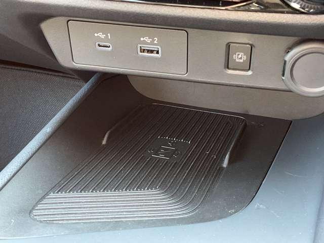 ノート 1.2 X ドラレコ・ETC・アラウンドビューモニター 衝突被害軽減ブレ-キ 全方位カメラ ETC付 禁煙車 LEDヘッドライト レーダークルーズ インテリジェントキー ドラレコ 整備記録簿 ワンセグTV TVナビ サイドカーテンエアバック メモリーナビ(16枚目)