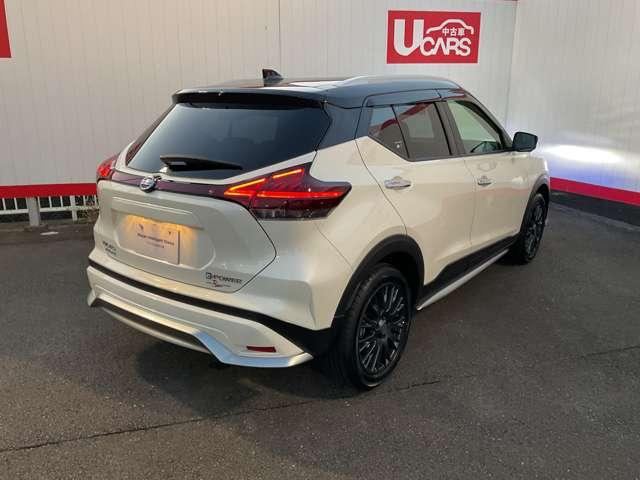 キックス オーテック　インテリジェントキー　アラウンドモニター　ＬＥＤヘットライト　ドライブレコーダー　エマージェンシーブレーキ　ＥＴＣ　メモリーナビ（3枚目）