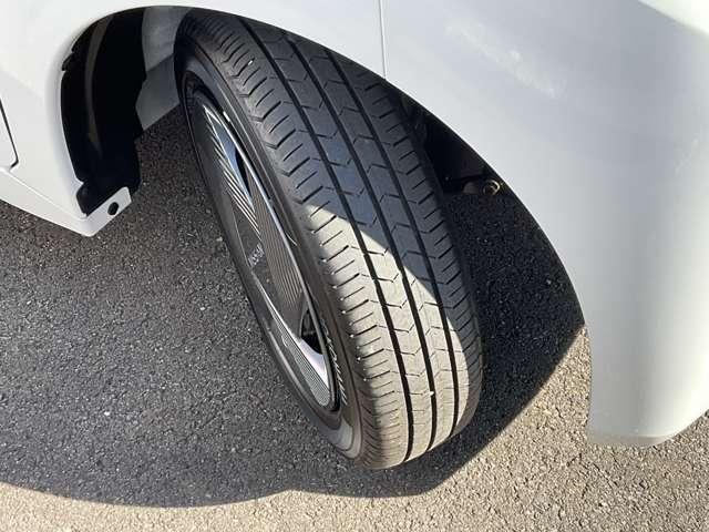 ルークス ６６０　Ｘ　ドラレコ・エマージェンシーブレーキ・アラ　アラモニ　前後衝突軽減ブレーキ　禁煙　車線逸脱防止　スマートキー　定期点検記録簿　キーフリー　ドライブレコーダー　ｉ－ｓｔｏｐ　フルオートエアコン　パワーウインドウ　ＬＥＤ　カーテンエアバッグ　ＡＢＳ（35枚目）