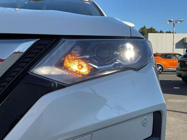 エクストレイル 20Xi LEDヘットライト インテリキー レーンキープアシスト ETC ドライブレコーダー 記録簿 キーフリー 1オーナー TVナビ オートエアコン アルミホイール メモリーナビ ABS エアバッグ サポカー(33枚目)