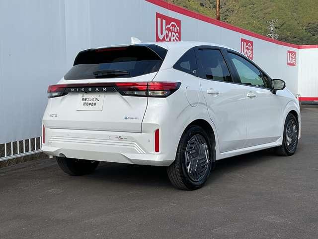 ノート 1.2 X ドラレコ・ETC・アラウンドビューモニター 衝突被害軽減ブレ-キ 全方位カメラ ETC付 禁煙車 LEDヘッドライト レーダークルーズ レーンアシスト インテリジェントキー ドラレコ 整備記録簿 ワンセグTV TVナビ サイドカーテンエアバック(3枚目)