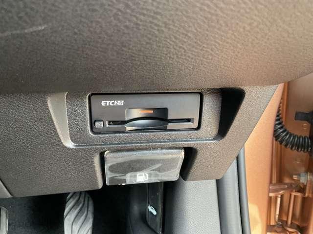 オーラ １．２　Ｇ　ドラレコ・ＥＴＣ・アラウンドビューモニター　自動（被害軽減）ブレーキ　ＬＥＤ　ＬＫＡ　ＥＴＣ　ドライブレコーダー　カーテンエアバッグ　アルミホイール　禁煙　インテリジェントキー　パワーウィンドウ　フルオートエアコン　キーレスエントリー　ナビＴＶ（7枚目）