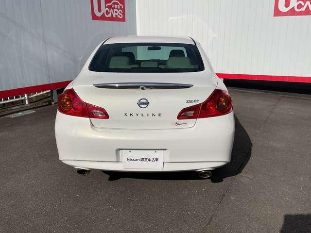 スカイライン 2.5 250GT バックモニター・ドラレコ・電動シート・メ バックカメラ ETC 点検記録簿 ナビTV オートエアコン キーレスエントリー パワーウィンドウ パワーステアリング エアバッグ Wエアバッグ ワンセグTV ABS インテリキ AW(7枚目)