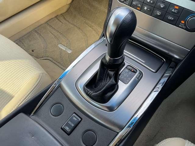 スカイライン 2.5 250GT バックモニター・ドラレコ・電動シート・メ バックカメラ ETC 点検記録簿 ナビTV オートエアコン キーレスエントリー パワーウィンドウ パワーステアリング エアバッグ Wエアバッグ ワンセグTV ABS インテリキ AW(23枚目)