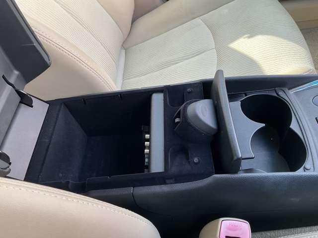 スカイライン 2.5 250GT バックモニター・ドラレコ・電動シート・メ バックカメラ ETC 点検記録簿 ナビTV オートエアコン キーレスエントリー パワーウィンドウ パワーステアリング エアバッグ Wエアバッグ ワンセグTV ABS インテリキ AW(24枚目)