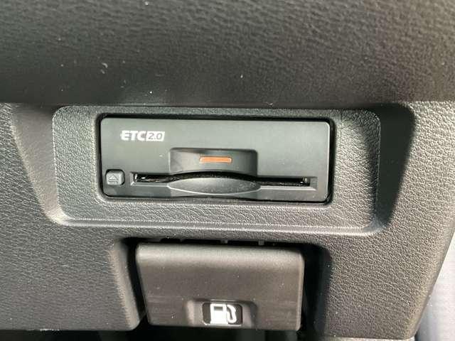 ノート １．２　Ｘ　衝突被害軽減ブレ－キ　全方位カメラ　ＥＴＣ付　ＬＥＤヘッドライト　レーダークルーズ　レーンアシスト　インテリジェントキー　ワンオーナー　ドラレコ　整備記録簿　ワンセグＴＶ　ＴＶナビ　メモリーナビ（6枚目）