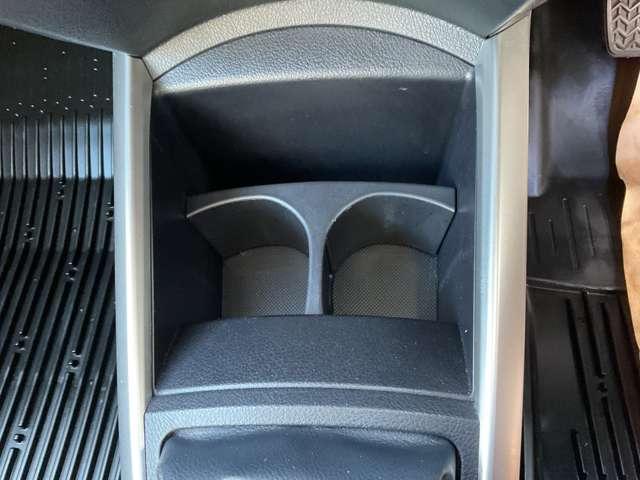 カローラフィールダー １．５　ＥＸ　ＴＳＳ　キーレス　ＡＢＳ　ワンオーナー　スマートキー　エアバッグ（11枚目）