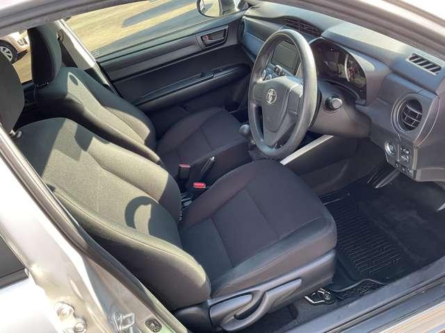 カローラフィールダー １．５　ＥＸ　ＴＳＳ　キーレス　ＡＢＳ　ワンオーナー　スマートキー　エアバッグ（14枚目）