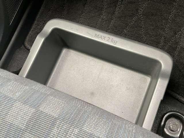 デイズ ６６０　ハイウェイスターＧターボ　メモリーナビ・ＥＴＣ・アラウンドビューモニ　車線逸脱　インテリジェントアラウンドビューモニター　ＬＥＤ　ナビＴＶ　記録簿　ドライブレコーダー　ＥＴＣ　スマートキー　エアバック　キーフリー　パワーステアリング　フルオートエアコン　メモリーナビ（17枚目）