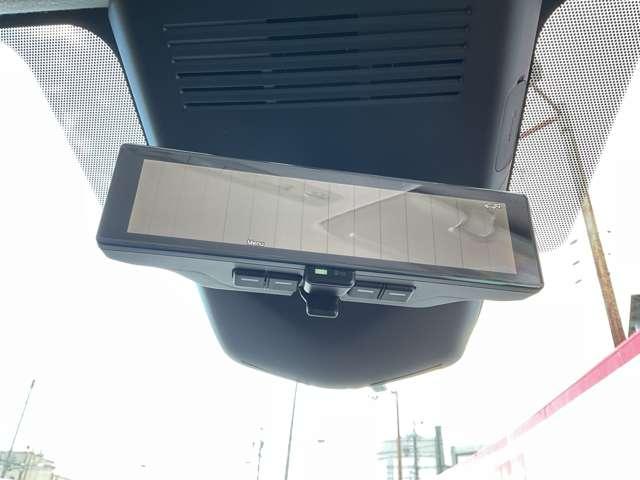 セレナ ２．０　ハイウェイスターＶ　Ｗ電動スライド　レーダークルコン　レーンアシスト　ＬＥＤランプ　ワンオーナー車　ＥＴＣ装備　カーテンエアバッグ　アルミホイール　キーフリー　メモリ－ナビ　ナビＴＶ　記録簿　エアコン　ドラレコ　ＡＢＳ（14枚目）