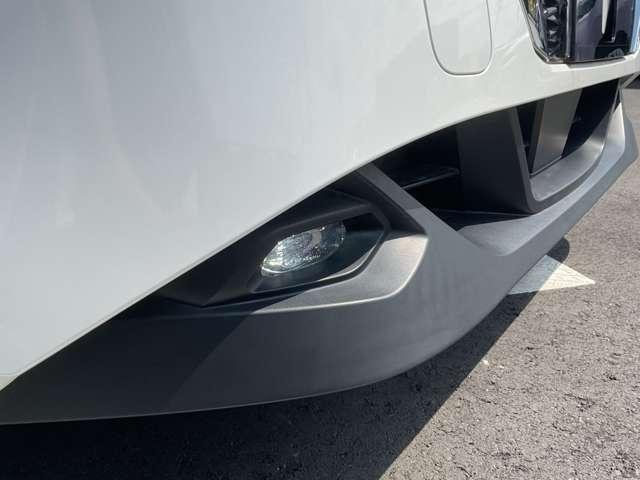 ノート １．２　Ｘ　日産純正メモリーナビ付　リアカメラ　衝突被害軽減ブレ－キ　ＬＥＤヘッドライト　レーンアシスト　インテリジェントキー　アイドリングストップ　盗難防止システム　ワンセグＴＶ　ＴＶナビ　サイドカーテンエアバック　メモリーナビ（9枚目）