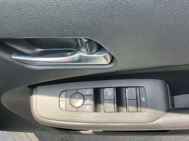 ノート １．２　Ｘ　日産純正メモリーナビ付　リアカメラ　衝突被害軽減ブレ－キ　ＬＥＤヘッドライト　レーンアシスト　インテリジェントキー　アイドリングストップ　盗難防止システム　ワンセグＴＶ　ＴＶナビ　サイドカーテンエアバック　メモリーナビ（12枚目）