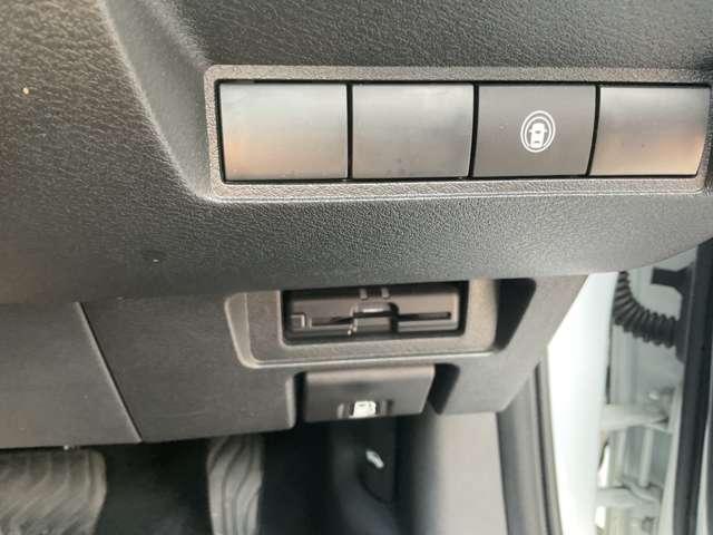 ノート １．２　Ｘ　日産純正メモリーナビ付　リアカメラ　衝突被害軽減ブレ－キ　ＬＥＤヘッドライト　レーンアシスト　インテリジェントキー　アイドリングストップ　盗難防止システム　ワンセグＴＶ　ＴＶナビ　サイドカーテンエアバック　メモリーナビ（13枚目）