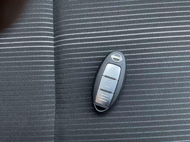 ノート １．２　Ｘ　日産純正メモリーナビ付　リアカメラ　衝突被害軽減ブレ－キ　ＬＥＤヘッドライト　レーンアシスト　インテリジェントキー　アイドリングストップ　盗難防止システム　ワンセグＴＶ　ＴＶナビ　サイドカーテンエアバック　メモリーナビ（19枚目）